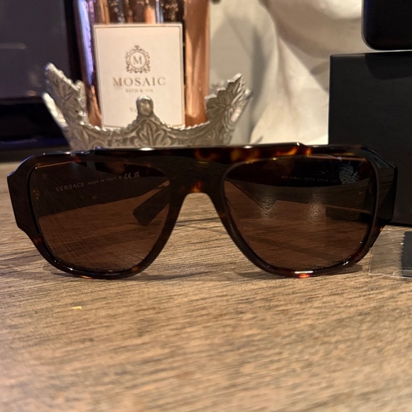 *Authentic* Versace Tortoise Shell Sunglasses.  New, only worn to try on. main image 3